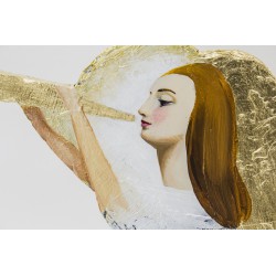  Biały złoty Anioł ręcznie malowany drewniany 72x20cm grający na trąbie