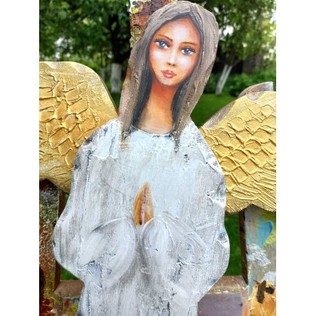  Anioł ścienny drewniany ręcznie malowany złoty 54x54cm